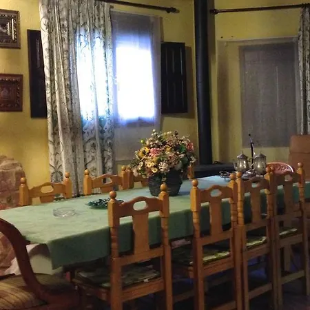 Encanto De Aragon * Torres de Albarracín